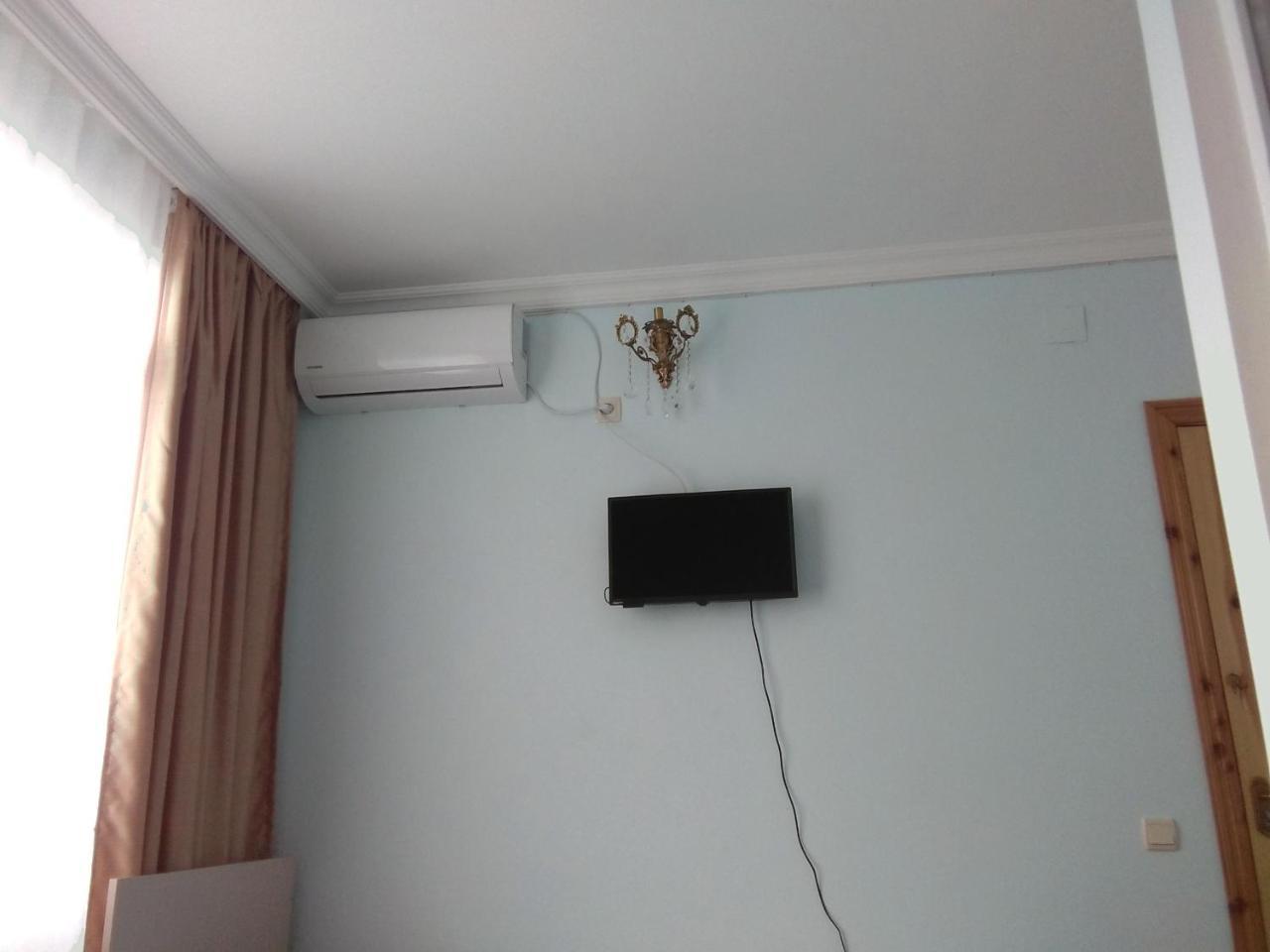 Hotel Str.Agmashenebeli 548 Kobuleti Esterno foto