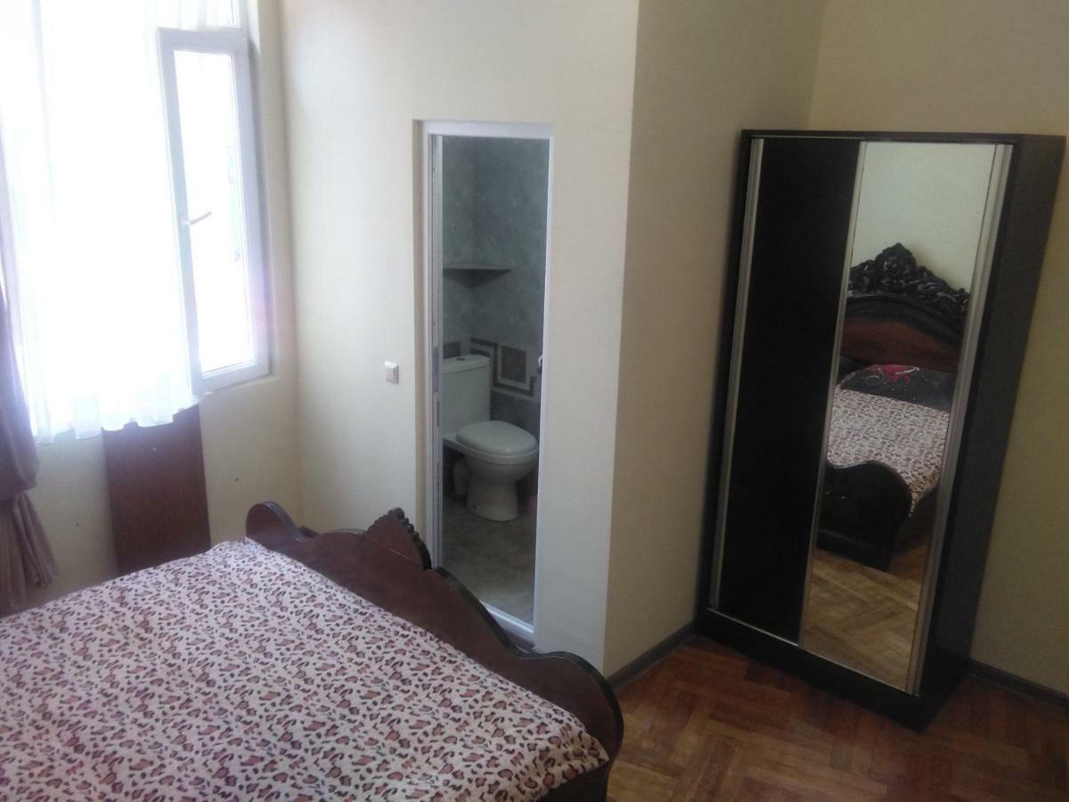 Hotel Str.Agmashenebeli 548 Kobuleti Esterno foto