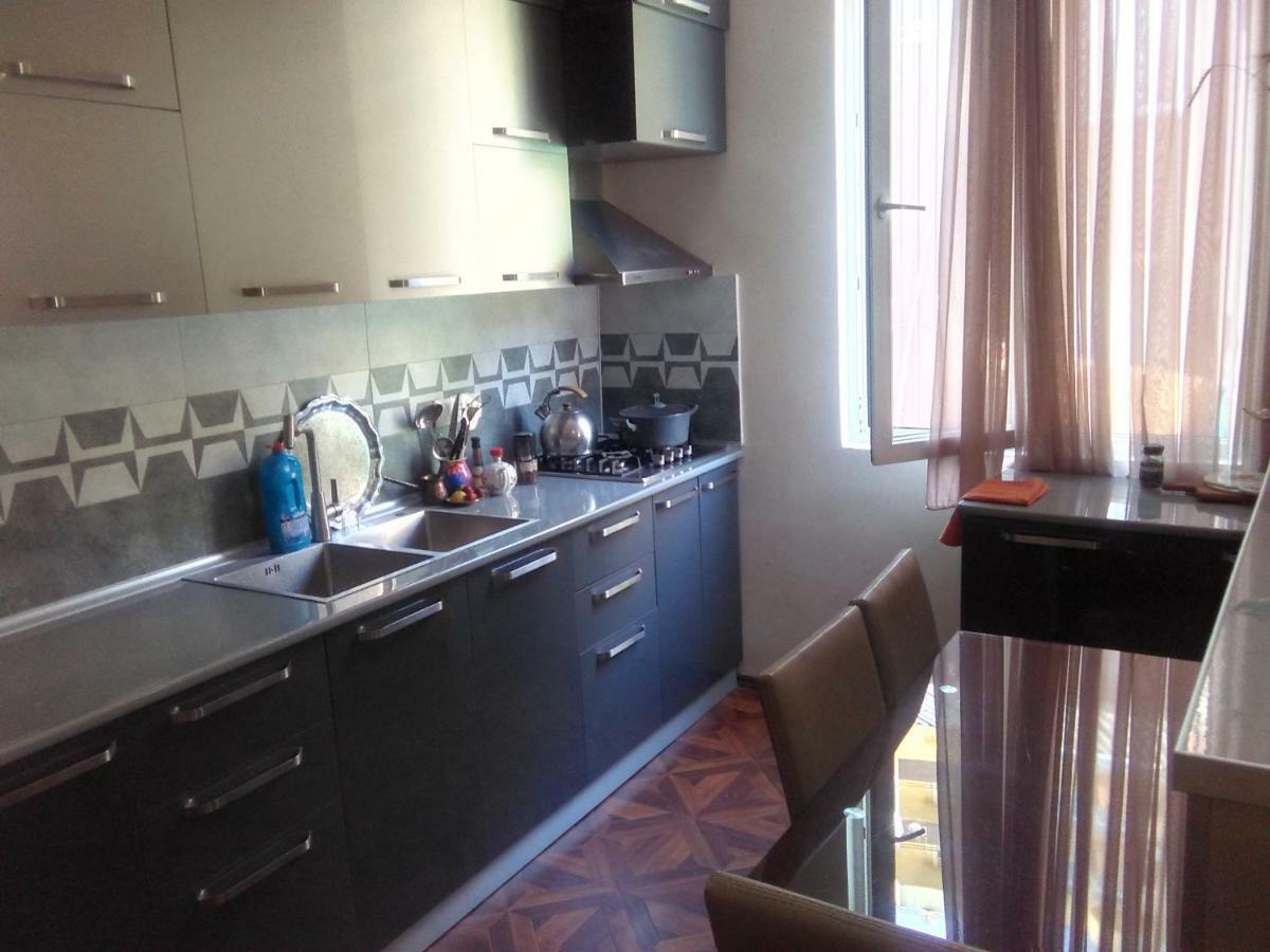 Hotel Str.Agmashenebeli 548 Kobuleti Esterno foto